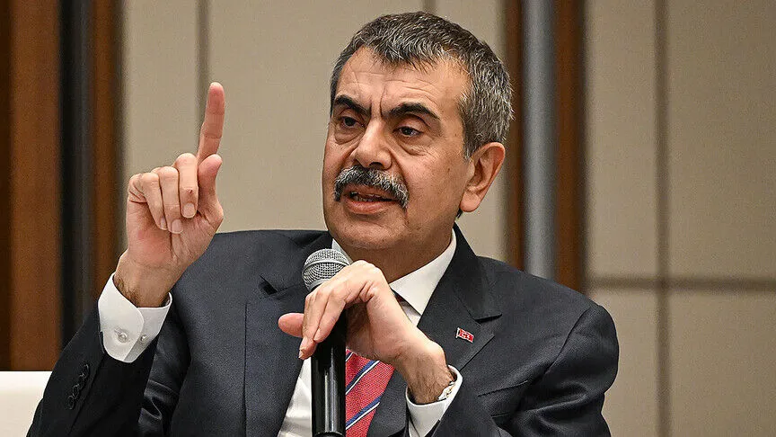 Bakan Tekin'den kıyafet yönetmeliği açıklaması