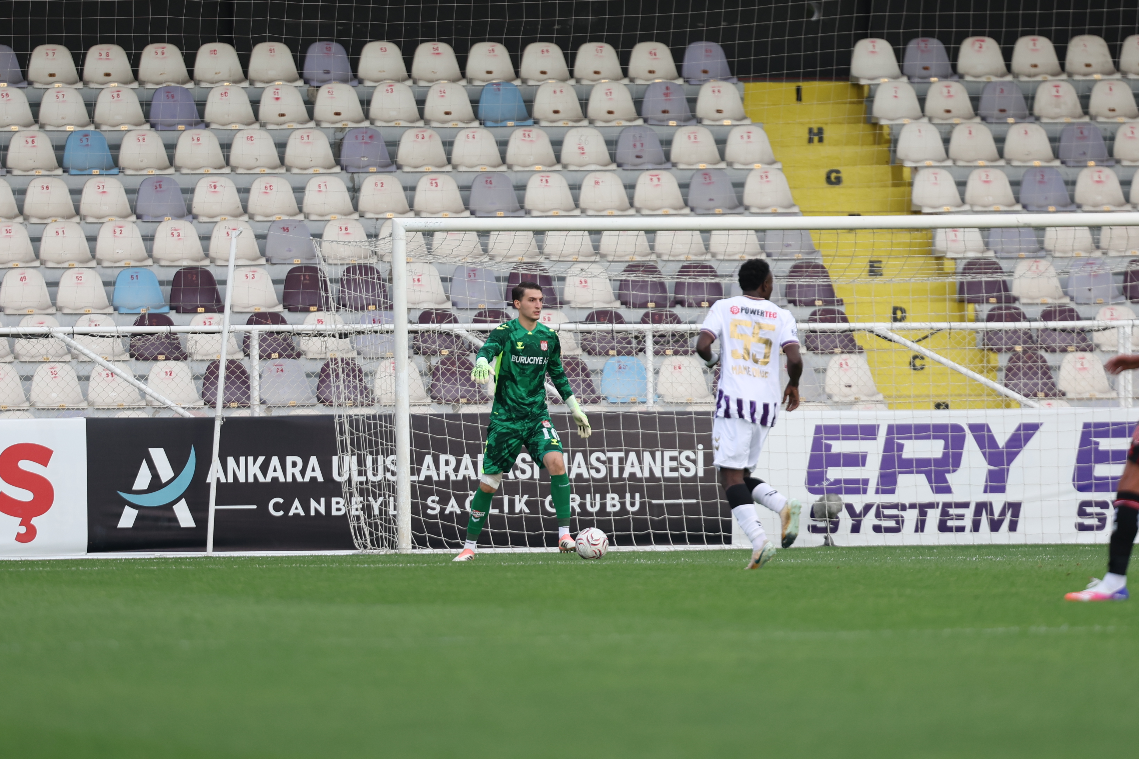Sivasspor’un 1 puanında başrol Arda Erdursun’un!