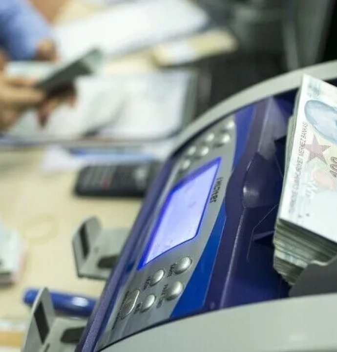 Aile ve Gençlik Fonu'ndan gençlere 2 milyar 76 milyon lira ödeme yapıldı