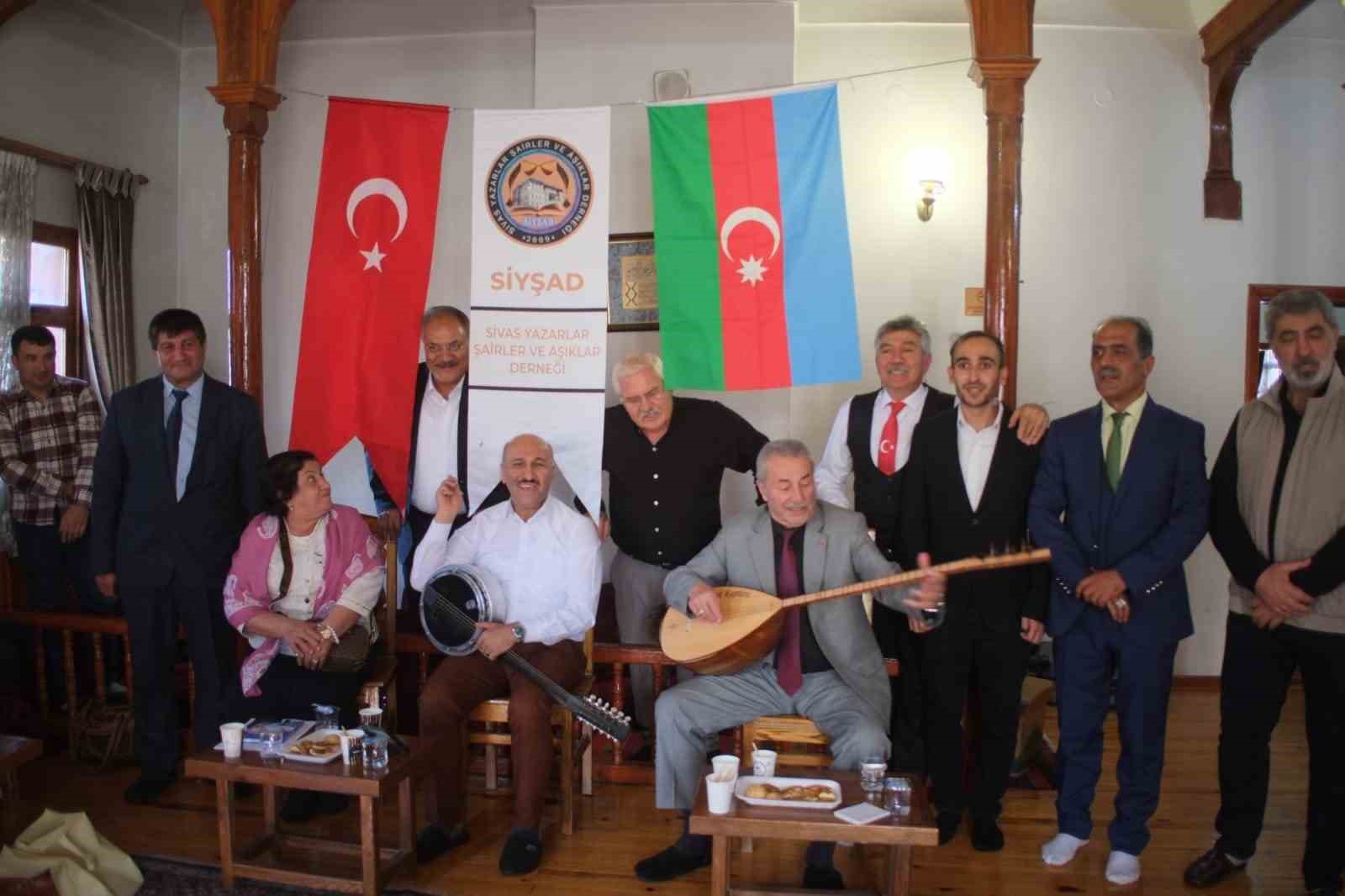 Türk dünyasının ortak kültürü Sivas'ta bir araya geldi