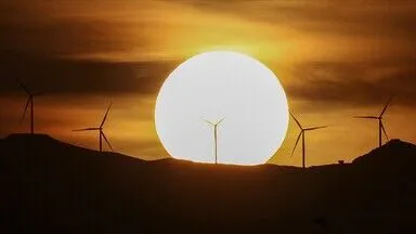 Türkiye 10 yılda güneş ve rüzgardan 442,2 teravatsaat elektrik üretti