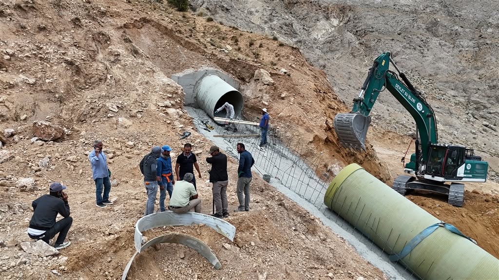 43 bin dekar tarım arazisi kurtuldu! Gürün'deki boru patlağı için tarih verildi!