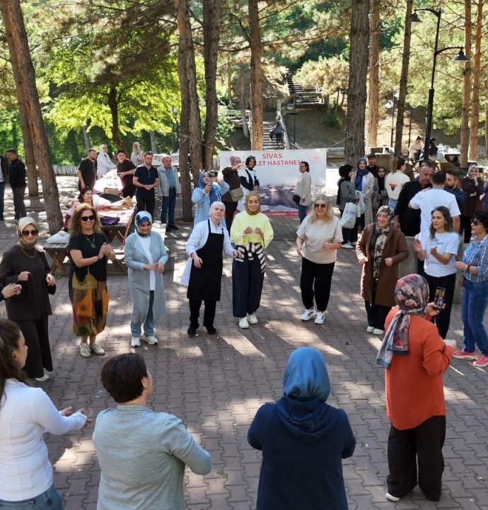 Sivas devlet Hastanesi çalışanları Paşabahçe’de moral depoladı