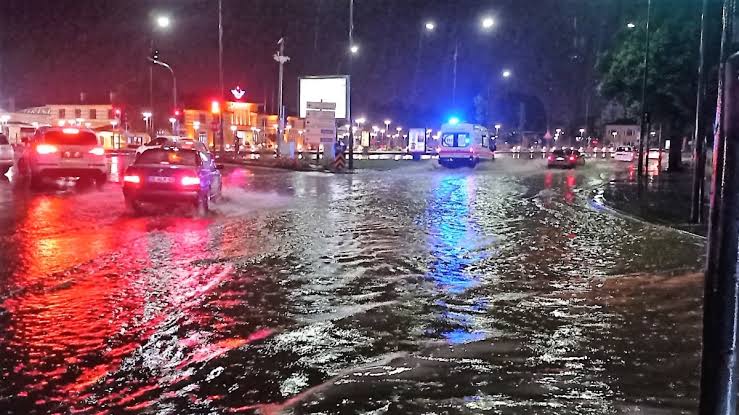 Sivas Valiliği saat vererek uyardı: 8 ilçe etkilenecek