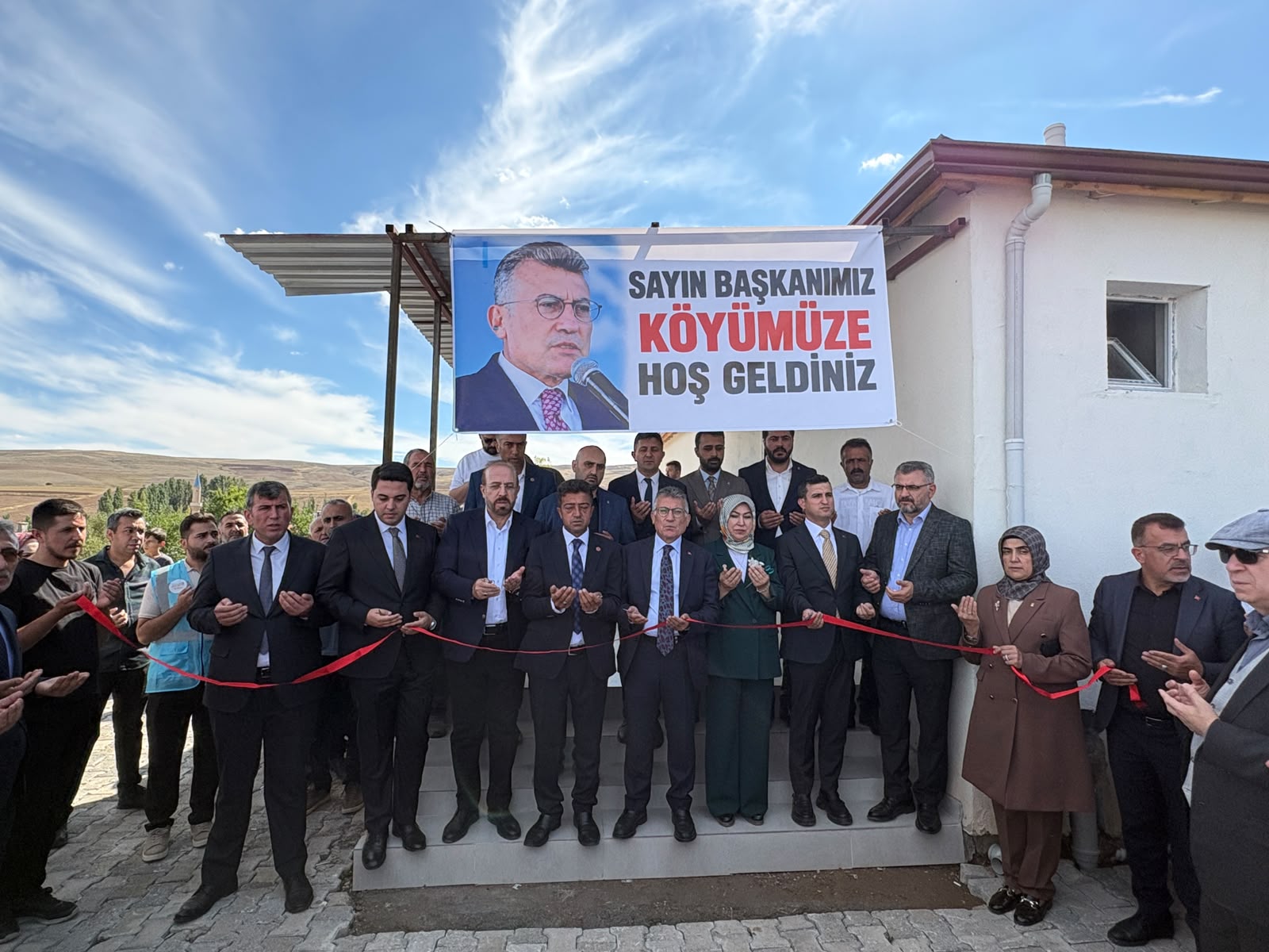 Sivas'ta köyü sevindiren açılış