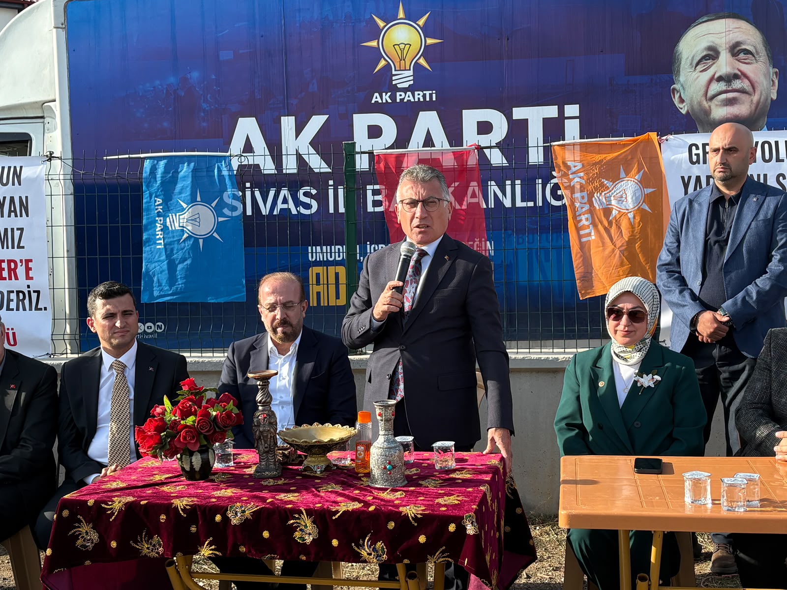 Güler ve Şatıroğlu Durdulu’da muhtarlarla buluştu