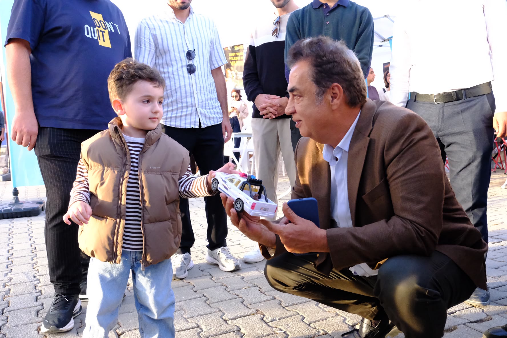 Gençlik Festivali’nde gençlerle buluştu