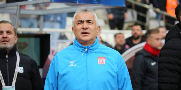 Son dakika: Sivasspor teknik direktörü Mehmet Altıparmak'a 9 ay men!