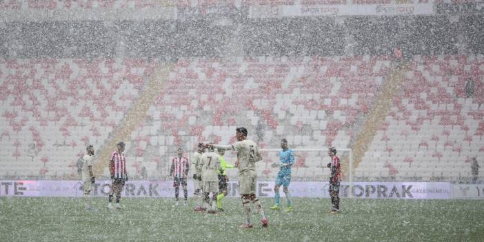 Amedspor Sivas'ın ayazından korktu!