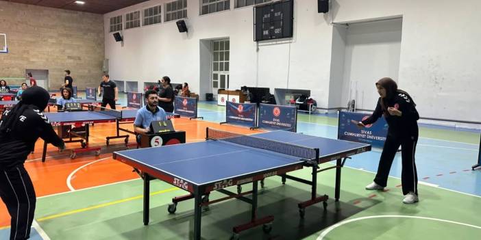 Sivas’ta yurtlar arası masa tenisi heyecanı