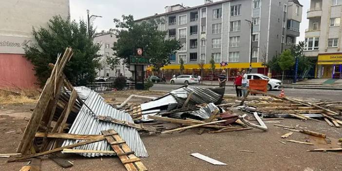 Sivas Valiliği'nden 10 ilçe için kuvvetli sağanak ve rüzgar uyarısı!