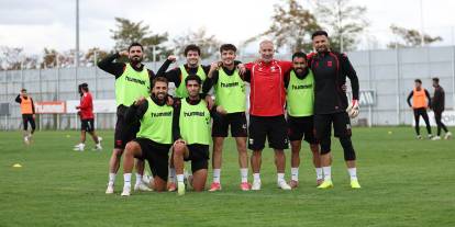 Sivasspor günü çift idmanla tamamladı
