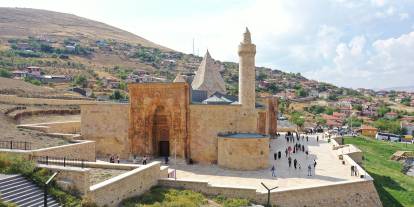Divriği Ulu Camii ve Darüşşifası 9 ayda yaklaşık 400 bin ziyaretçiyi ağırladı