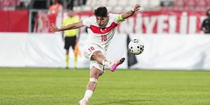 A Milli Futbol Takımı'nın aday kadrosuna 2 ilave