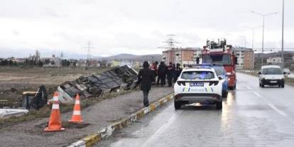 Sivas'ta şarampole inen yolcu otobüsündeki 9 kişi yaralandı