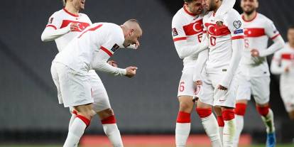 A Milli Takım’a Kötü Haber! 2 İsim İdmanı Tamamlayamadı!