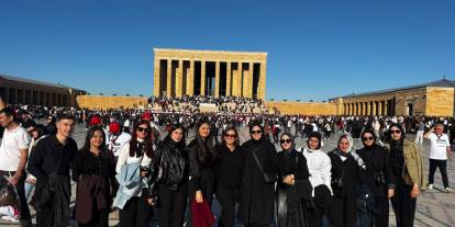 SCÜ öğrencileri Anıtkabir’de