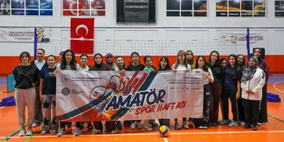 Sivas’ta yurtlarda spor şöleni düzenlendi