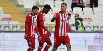Sivasspor’dan 4 gollü şov!