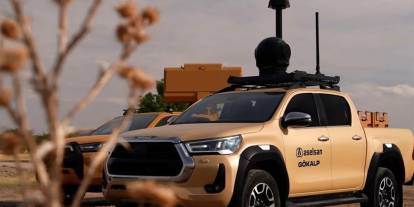 GÖKALP hedef dronu havada imha etti