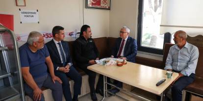 Sivas Valisi Yılmaz Şimşek Vatandaş ve Esnafla Buluştu! Talep ve Önerileri Dinledi!