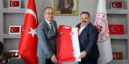 Müdür Ertem’e anlamlı ziyaret