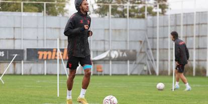 Sivasspor, yağmur altında çalıştı