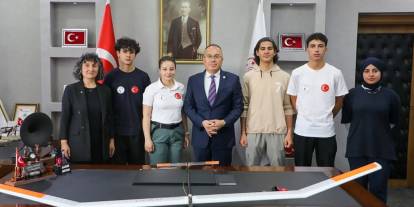 Sivaslı gençler zirveye çıktı