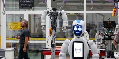 İnsansı robot AKINCI-5 seri üretim aşamasında