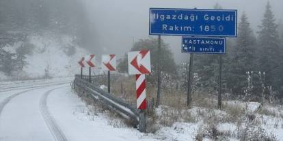 Yüksek kesimler beyaza büründü