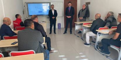 Ulaş'ta öğrenci servisi sürücülerine yönelik kurs açıldı