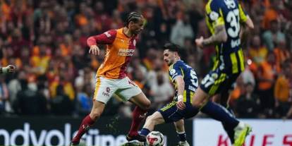 Galatasaray ve Fenerbahçe derbi hazırlıklarını sürdürdü