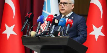 Vali Yılmaz Şimşek: "SBTÜ hem şehrimizin hem de ülkemizin bilimsel gelişimine katkı sunuyor"