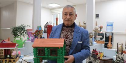 Sivas'ta huzurevi sakinleri hünerlerini sanat ve el emeğiyle sergiliyor