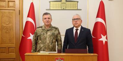 Korgeneral Tuncay Altuğ ve Komutanlar Vali Şimşek ile Görüştü!