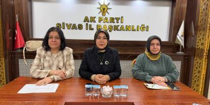 AK Parti Sivas Kadın Kolları Toplandı! Rukiye Toy’dan Birlik ve Beraberlik Mesajı!