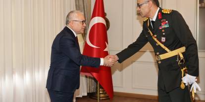 Sivas Valiliğinde 29 Ekim Cumhuriyet Bayramı tebrikat töreni düzenlendi