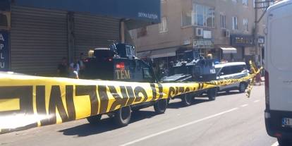 Aile içi şiddet ihbarına giden polislere ateş açıldı