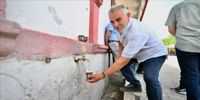 Atatürk için köy çeşmesinden ayran akıtıldı