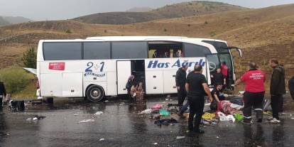 Sivas'ta feci kaza: 3 ölü, 36 yaralı