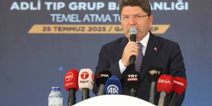 Bakan Tunç: Darbeciler tarafından yazılan anayasa...