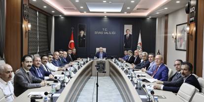 Valilikten 4 Eylül Etkinlikleri için Kritik Toplantı