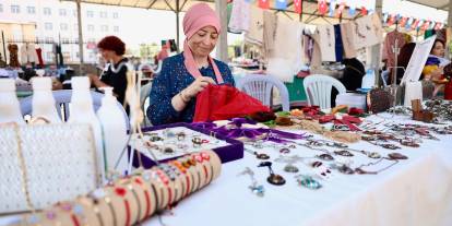 Sivas'ta kadınların el emeği  kazanca dönüşüyor