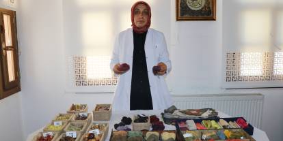 Sivas'ta Unutulmaya Yüz Tutmuş Boyamacılık Doğayla Yeniden Hayat Buluyor