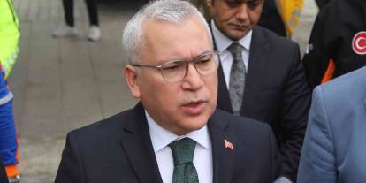 Vali Şimşek'ten Sivas'taki feci kazaya ilişkin açıklama!