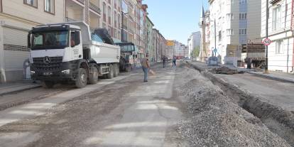 Kazancılar Caddesi’nde Üstyapı Çalışmaları Başladı