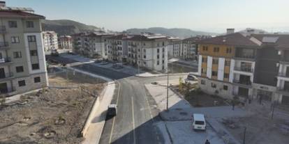 Deprem konutları için 36 milyar liralık yol yatırımı