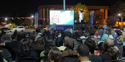 Şarkışla'da açık hava sinema etkinliği düzenlendi