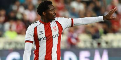 Sivasspor’da Menig ile yollar ayrıldı