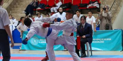 Karate maçlarında büyük çekişme